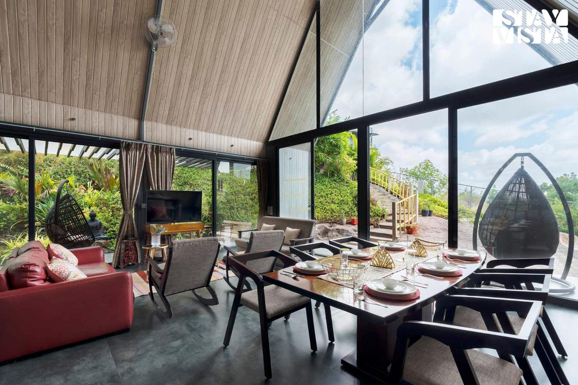 Stayvista'S Celeste Villa - Hill-View Retreat With Infinity Pool Насик Экстерьер фото