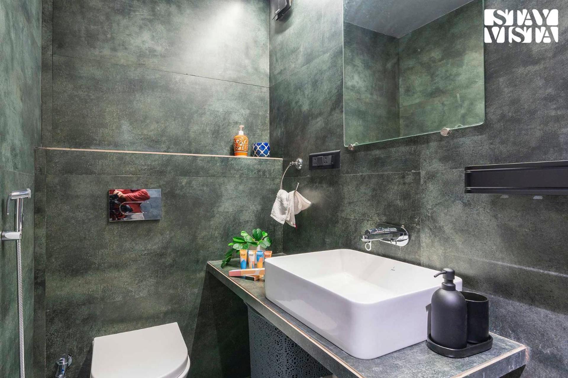 Stayvista'S Celeste Villa - Hill-View Retreat With Infinity Pool Насик Экстерьер фото